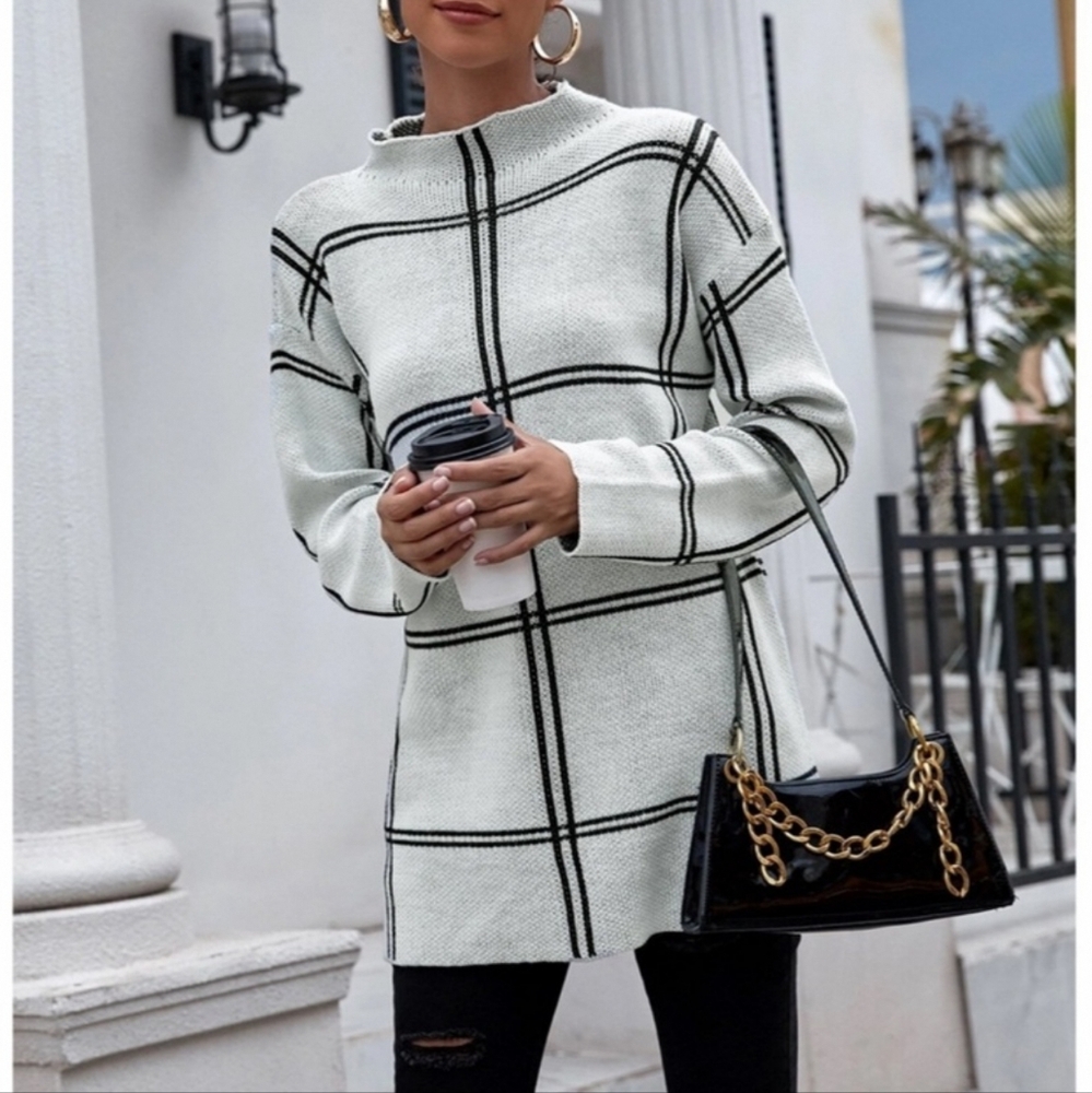 Grid Print Dirty White Long Sweater - Picture 2 of 6